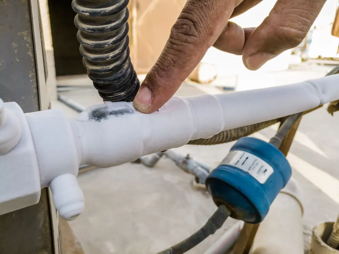 Prevent Burst Pipes in Memphis: The Cold-Weather Checklist That Works